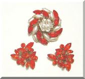 Signed Judy Lee cranberry bead ...